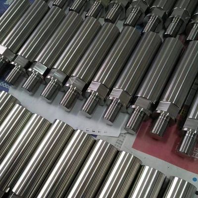 Piezas de aluminio de torneado a prueba de herrumbre del CNC del auto, piezas dadas vuelta anticorrosivas de la alta precisión