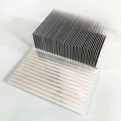 Disipador de calor a prueba de herrumbre industrial del laser, protuberancia de aluminio de anodización del disipador de calor