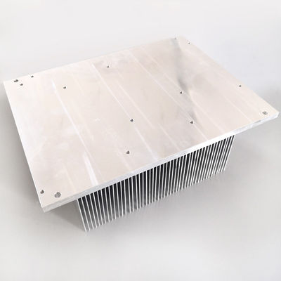 Anti-corrosivo electrónico del disipador de calor de la aleta consolidada de la aleación para el dispositivo de poder