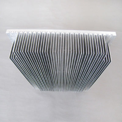 Disipador de calor TÉCNICO práctico de la aleación, disipador de calor de aluminio sacado de plata