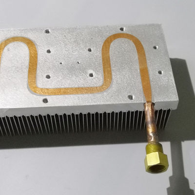 Disipador de calor electrónico IGBT del tubo de cobre de Enbeded para la refrigeración por agua