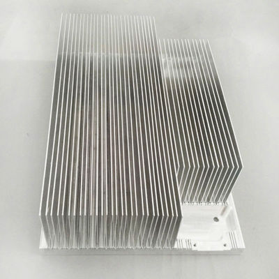 El rectángulo electrónico enlazado del disipador de calor de la aleta forma el material de aluminio