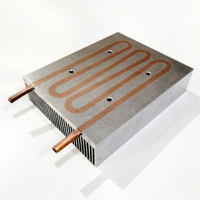 45CFM 120x120x25 mm El fregadero de calor del radiador