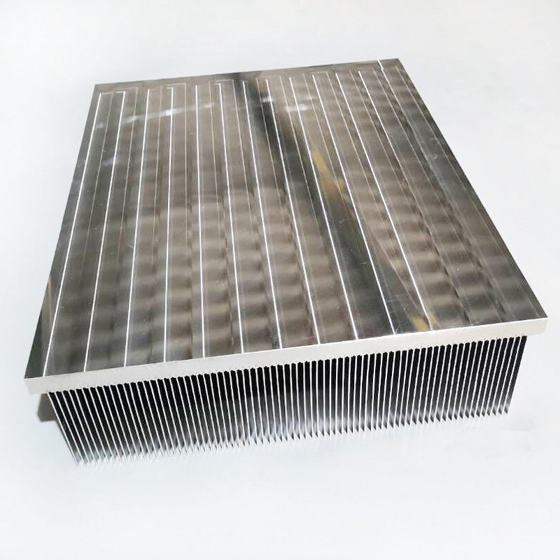 Protuberancia de aluminio de doblez del disipador de calor de la aleación, disipador de calor eléctrico de la corrosión anti