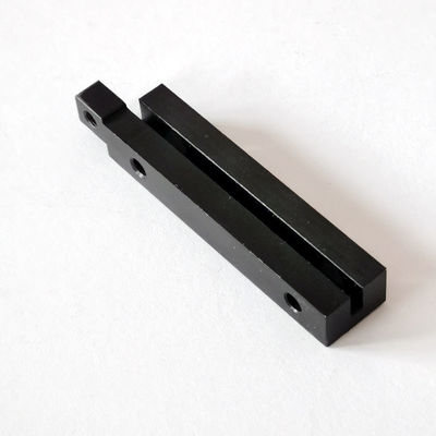 CNC trabajado a máquina antioxidante que muele multiusos anodizada negro de las piezas